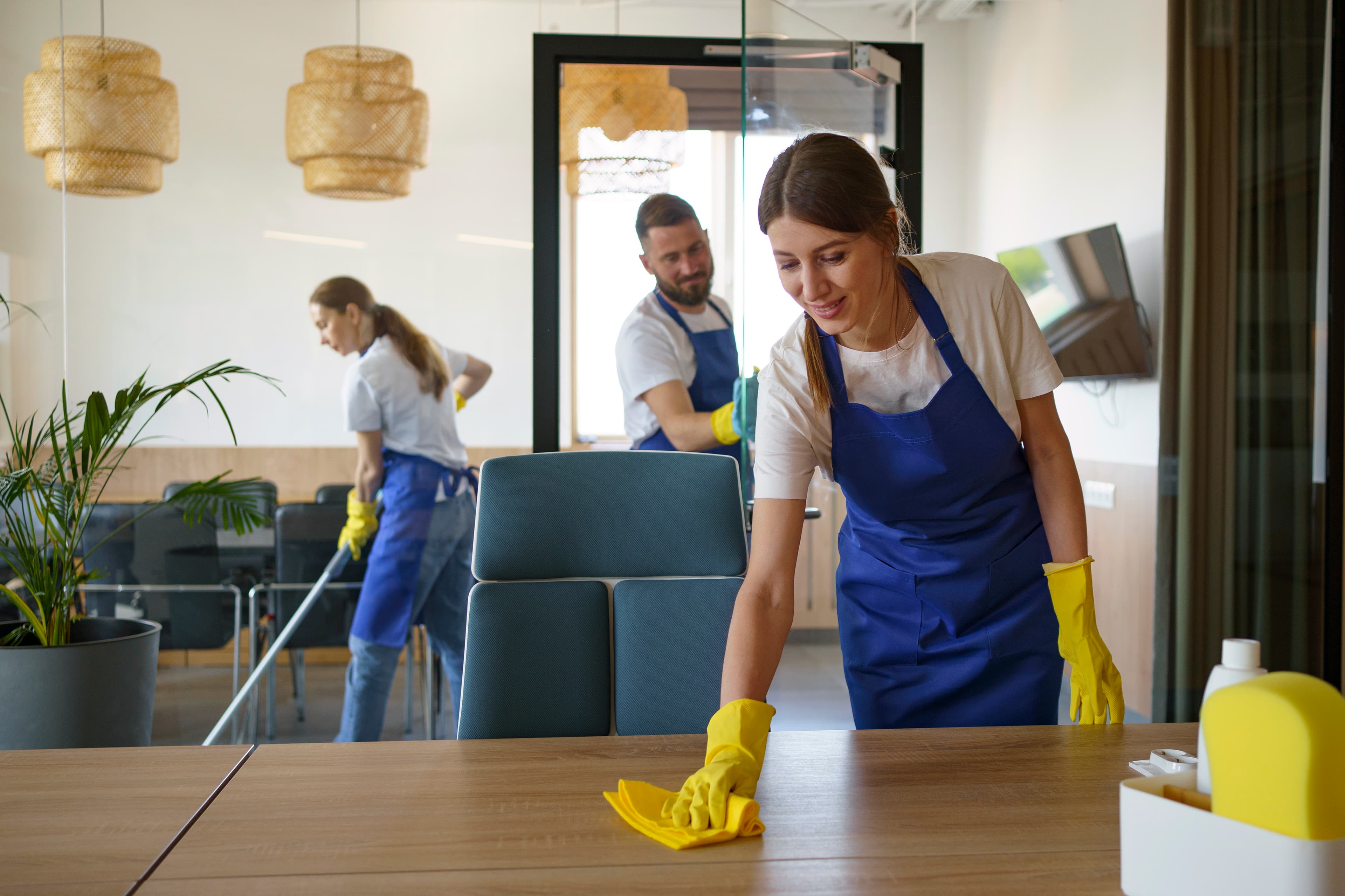 Lux & Clean Management GmbH Team bei der Arbeit